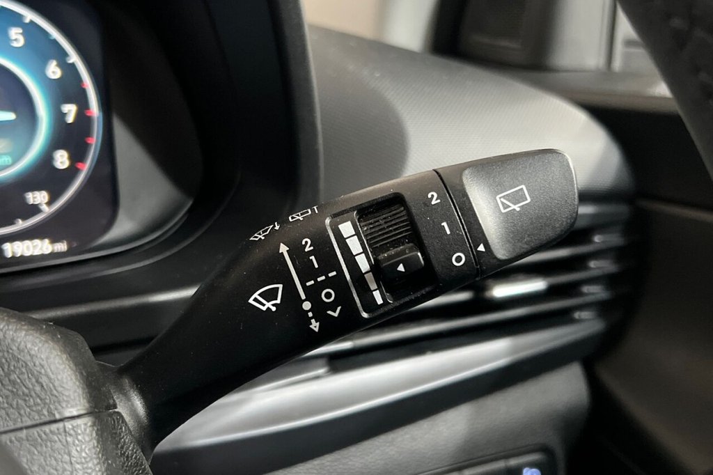 Used Hyundai i20 2023 for sale - 76509812: Photo 28