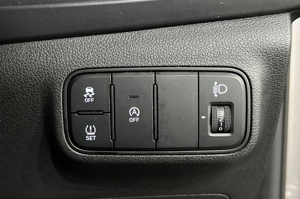 Used Hyundai i20 2023 for sale - 76509812: Photo 36