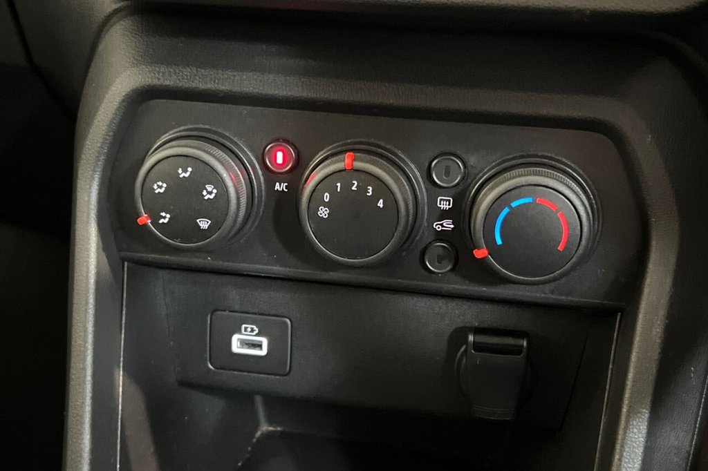 Used Dacia Sandero 2021 for sale - 76840816: Photo 33