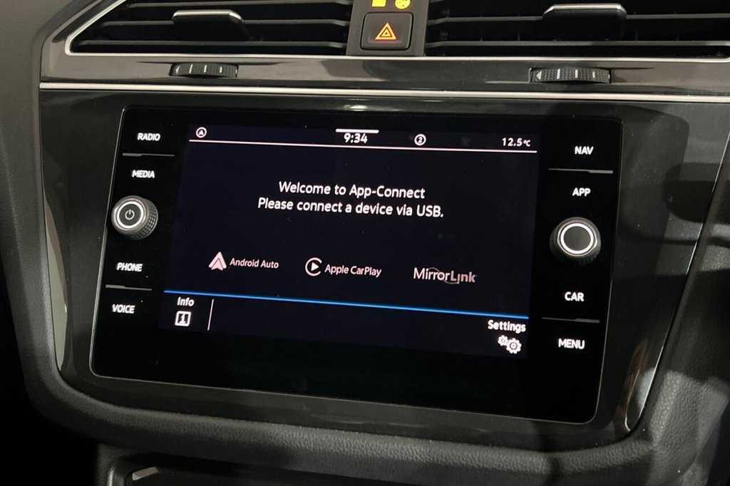 Used Volkswagen Tiguan 2021 for sale - 76118556: Photo 19