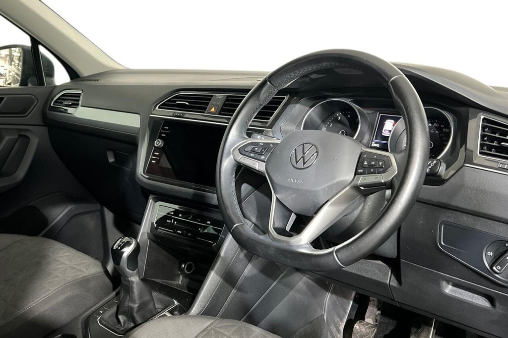 Used Volkswagen Tiguan 2021 for sale - 76118556: Photo 9