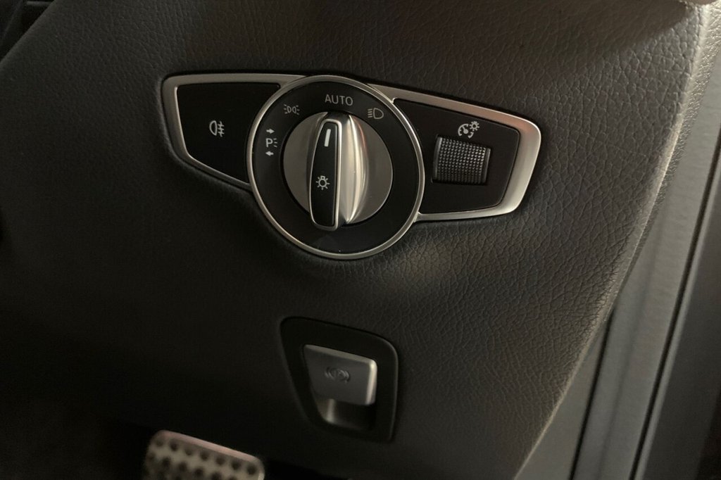 Used Mercedes-Benz EQC 2021 for sale - 77936386: Photo 36