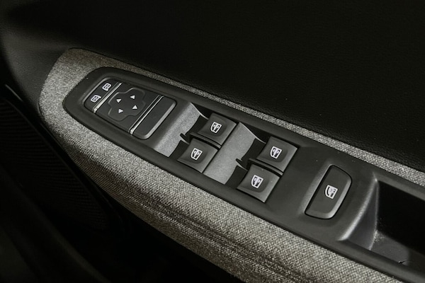 Used Renault Zoe 2021 for sale - 75631100: Photo 37