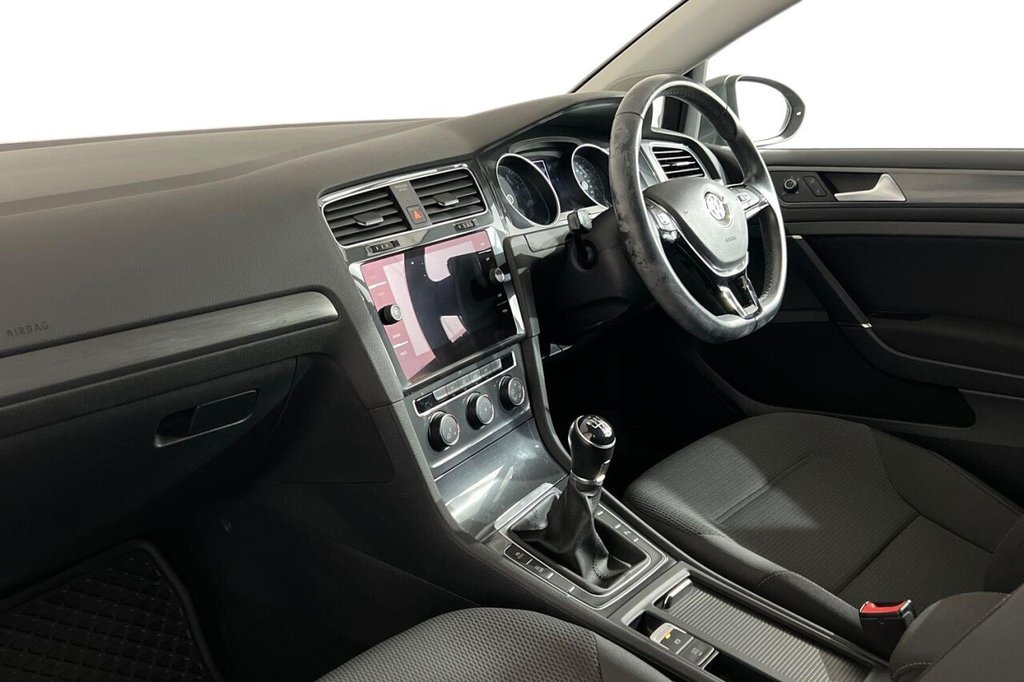 Used Volkswagen Golf 2019 for sale - 76820421: Photo 11
