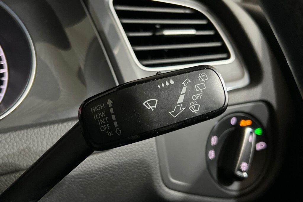 Used Volkswagen Golf 2019 for sale - 76820421: Photo 26