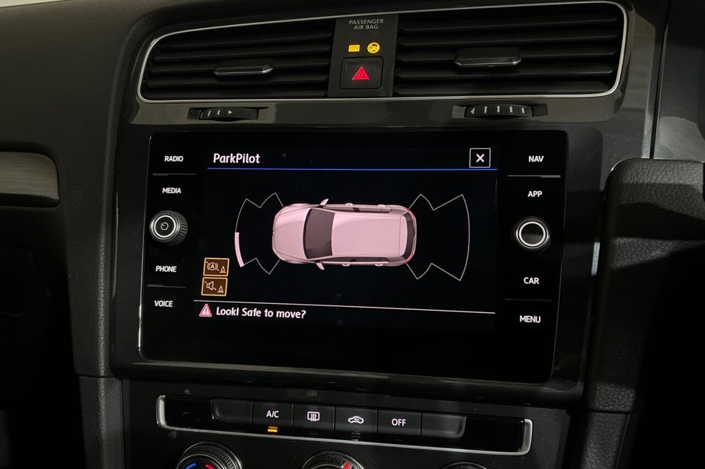 Used Volkswagen Golf 2019 for sale - 76820421: Photo 27