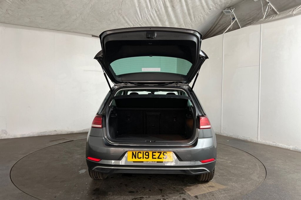 Used Volkswagen Golf 2019 for sale - 76820421: Photo 38