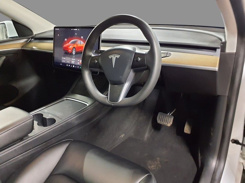 Used Tesla Model Y 2023 for sale - 77806046: Photo 2
