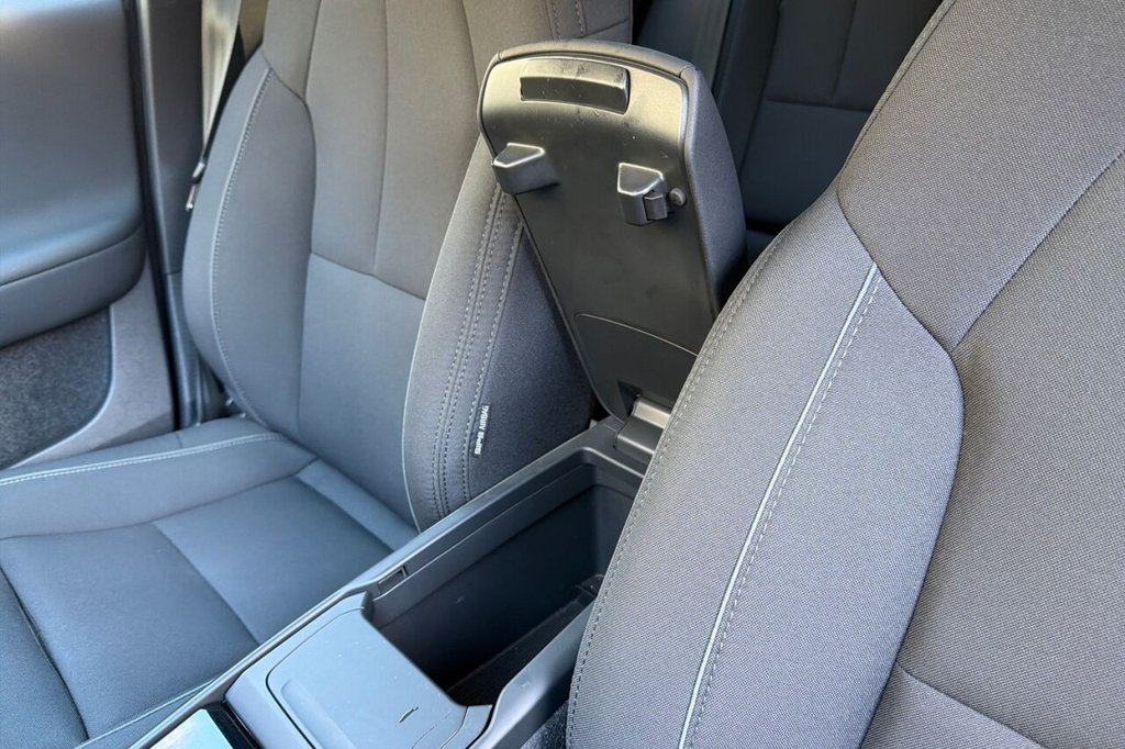 Used Volvo C40 2022 for sale - 78082399: Photo 35