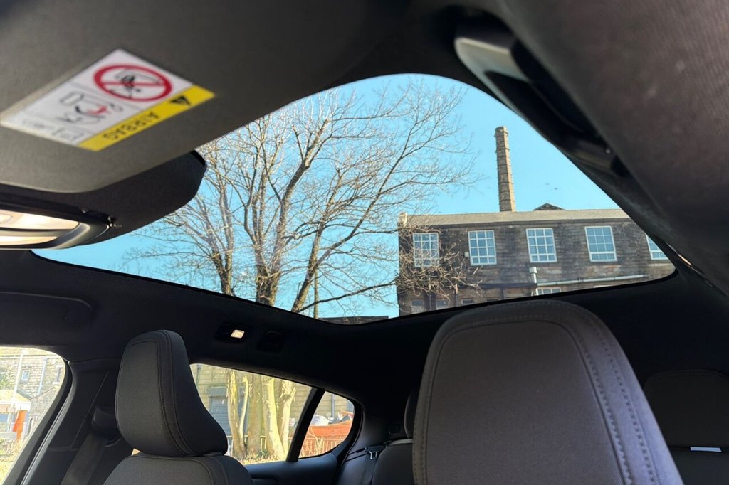 Used Volvo C40 2022 for sale - 78082399: Photo 36