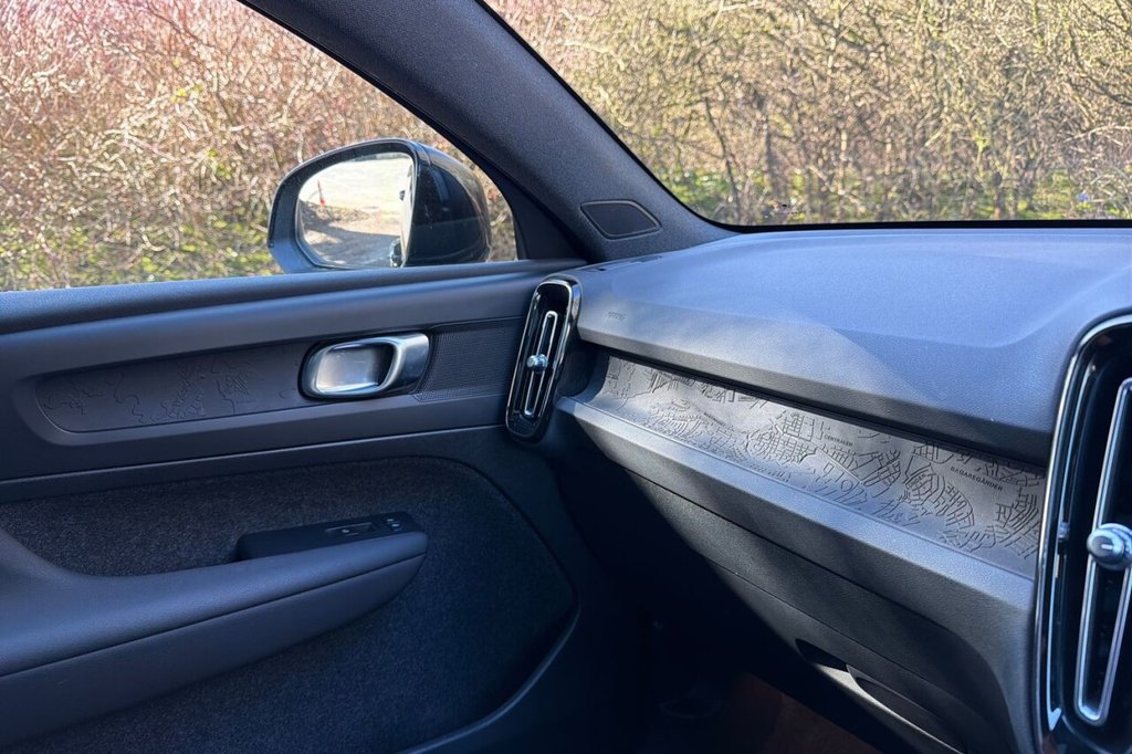 Used Volvo C40 2022 for sale - 78082399: Photo 46