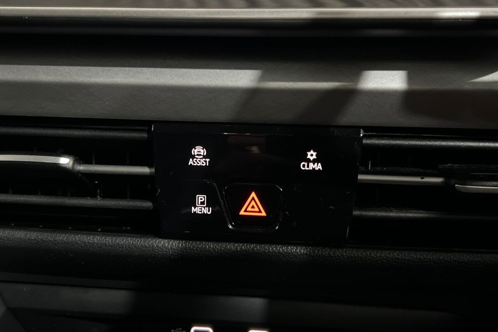 Used Volkswagen Golf 2024 for sale - 77049075: Photo 34