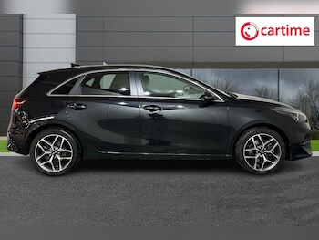 Used Kia Ceed 2023 for sale - 75487459: Photo