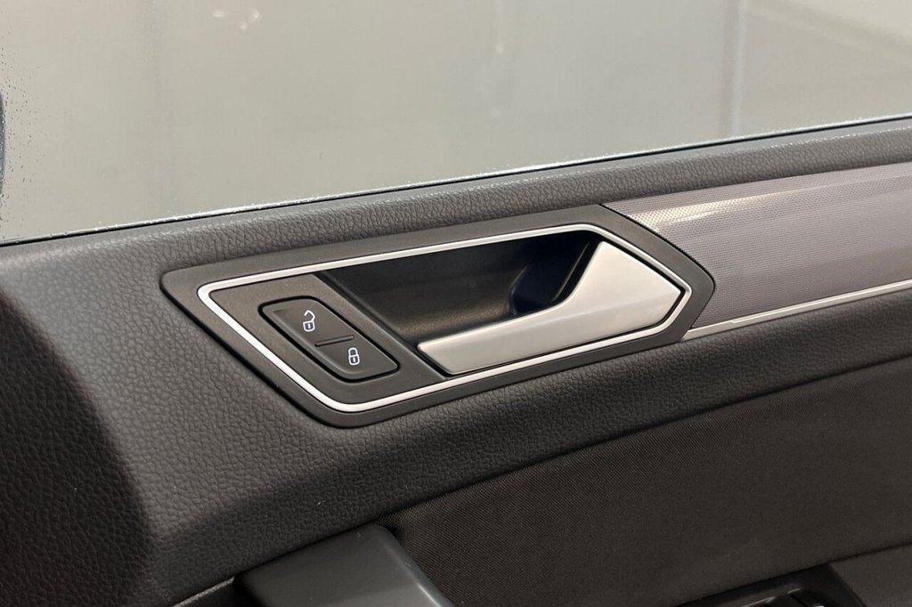 Used Volkswagen Touran 2020 for sale - 77263209: Photo 38