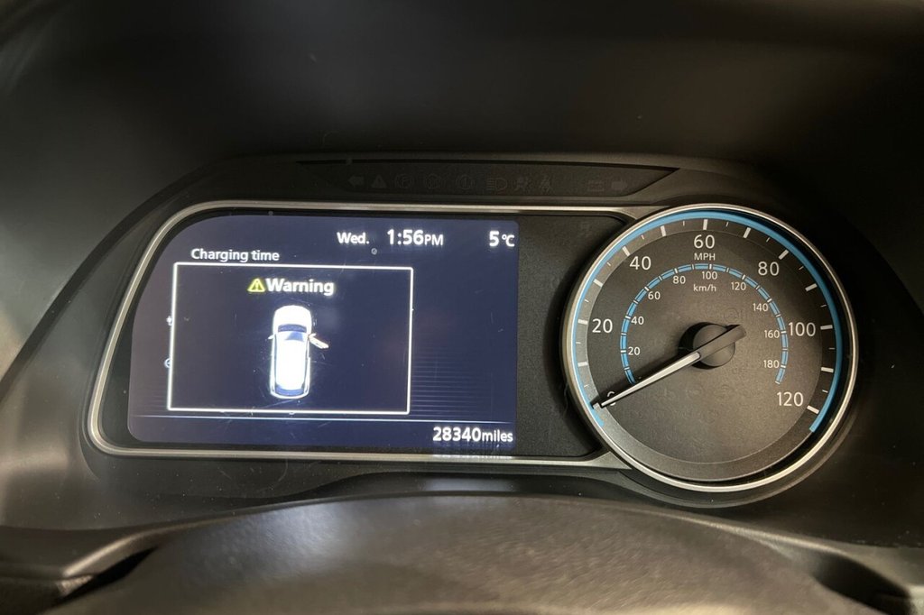 Used Nissan Leaf 2020 for sale - 76923311: Photo 15