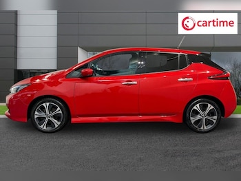 Used Nissan Leaf 2020 for sale - 76923311: Photo