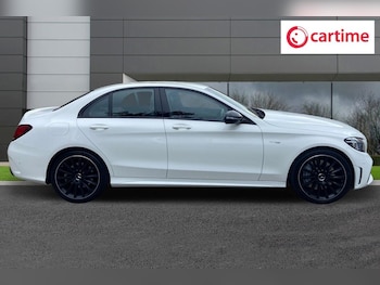 Used Mercedes-Benz C-Class 2019 for sale - 76147419: Photo 2
