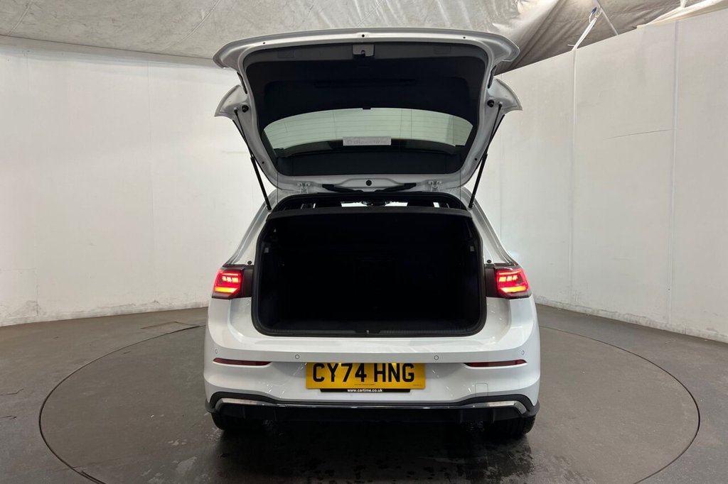 Used Volkswagen Golf 2024 for sale - 77139443: Photo 42
