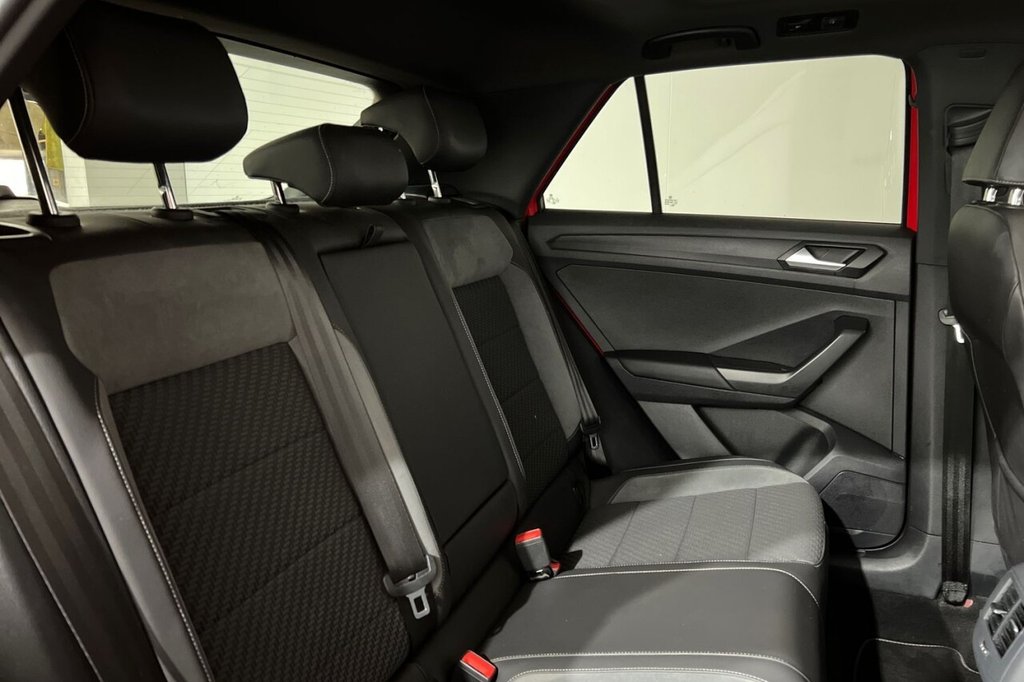Used Volkswagen T-Roc 2019 for sale - 76768144: Photo 24