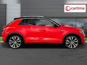 Used Volkswagen T-Roc 2019 for sale - 76768144: Photo