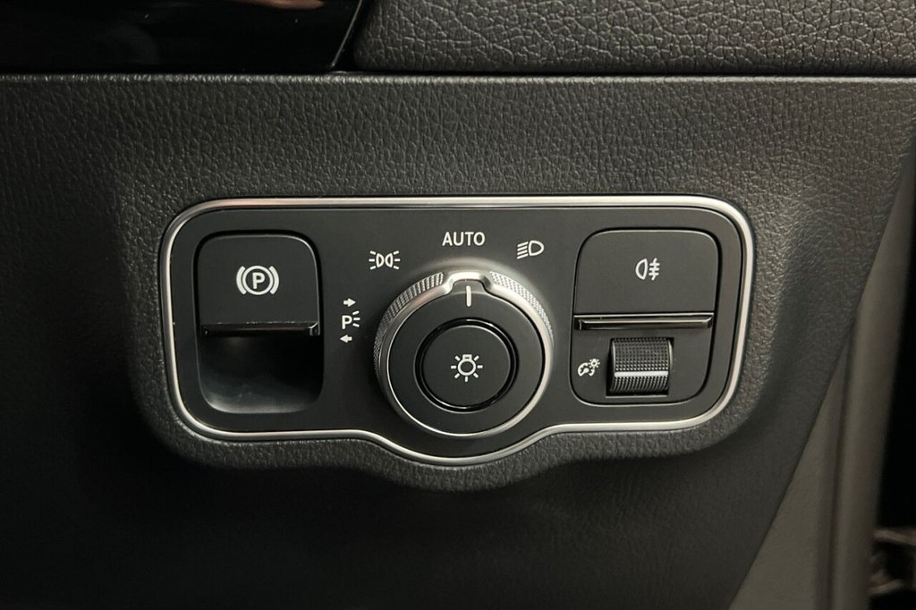 Used Mercedes-Benz EQA 2023 for sale - 77436407: Photo 38