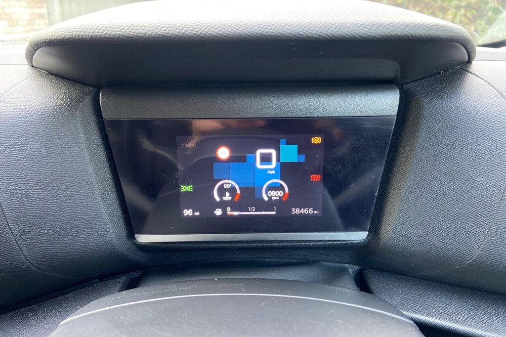 Used Citroen C4 2023 for sale - 76883323: Photo 15