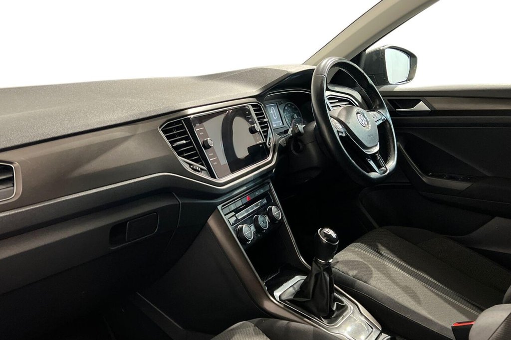 Used Volkswagen T-Roc 2018 for sale - 76950322: Photo 11