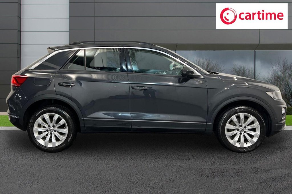 Used Volkswagen T-Roc 2018 for sale - 76950322: Photo 2