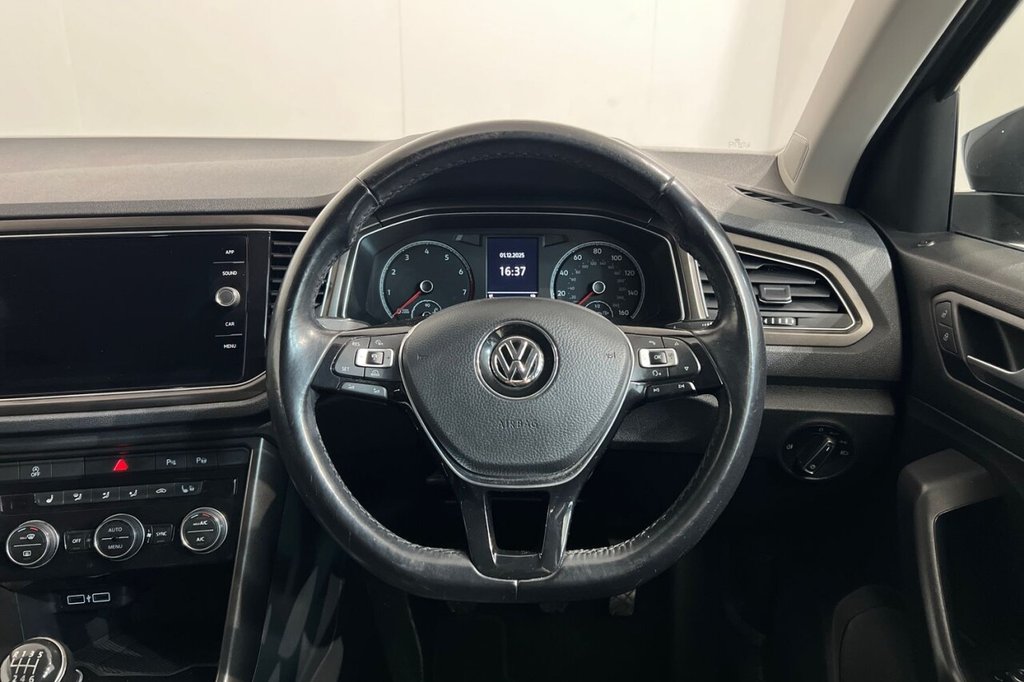Used Volkswagen T-Roc 2018 for sale - 76950322: Photo 23