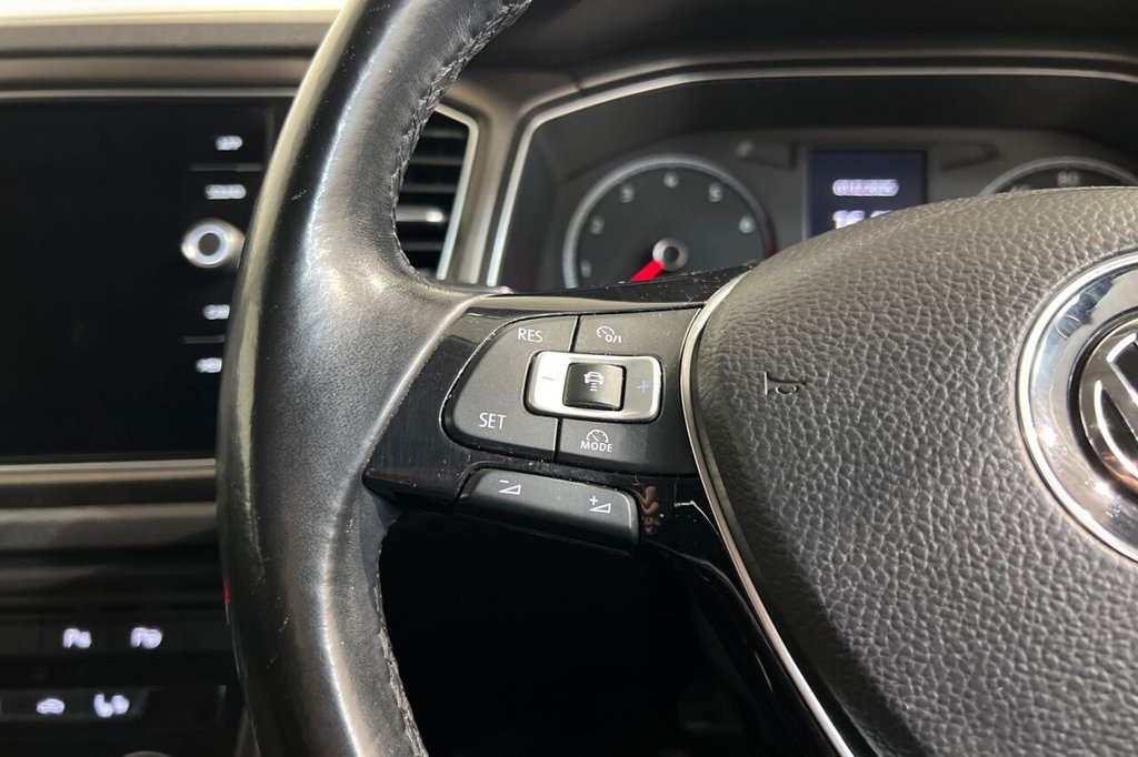 Used Volkswagen T-Roc 2018 for sale - 76950322: Photo 24