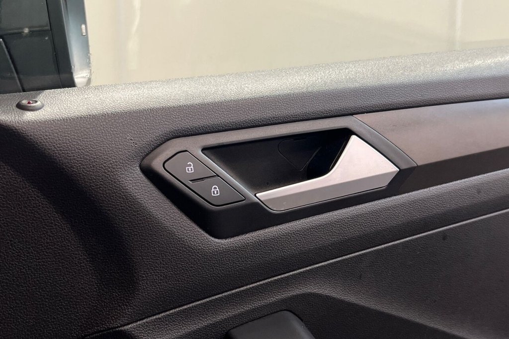 Used Volkswagen T-Roc 2018 for sale - 76950322: Photo 38