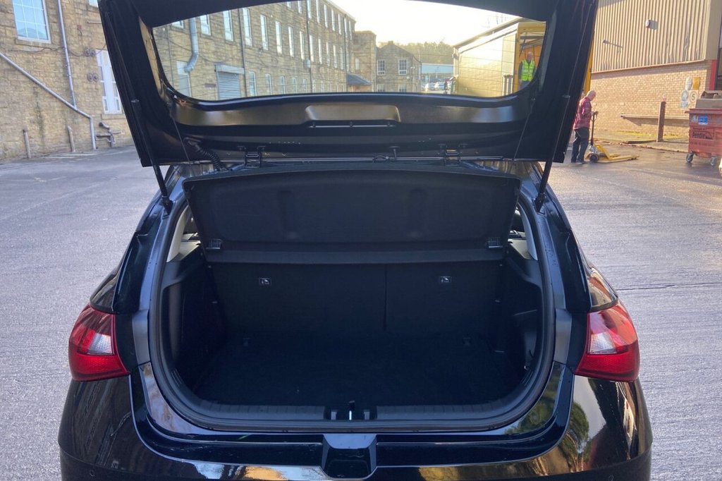 Used Hyundai i20 2023 for sale - 76430177: Photo 29