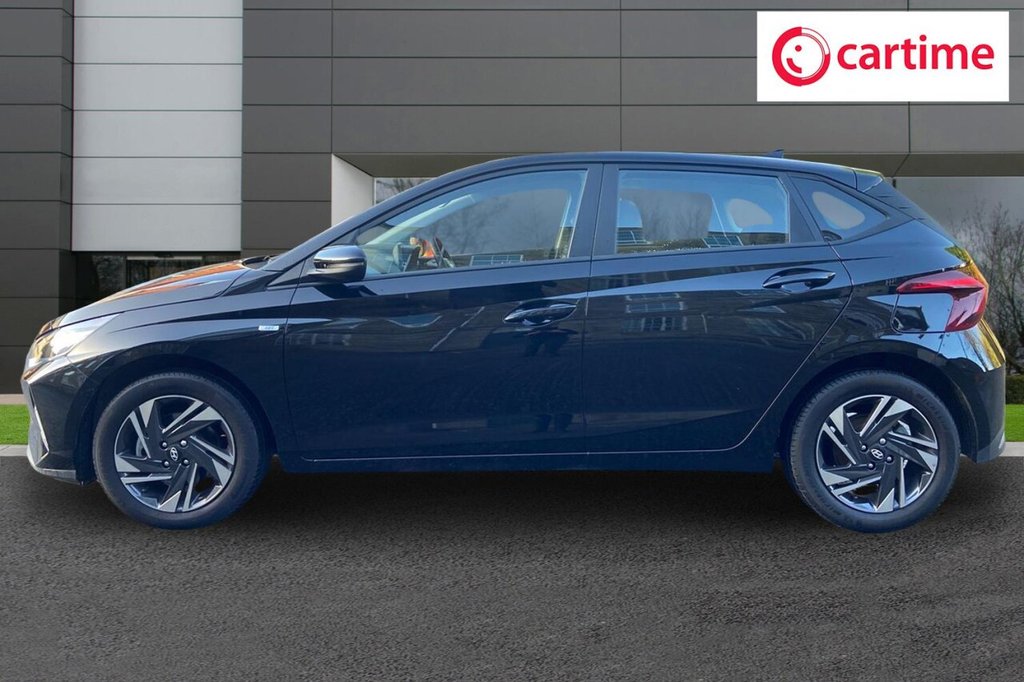 Used Hyundai i20 2023 for sale - 76430177: Photo 3