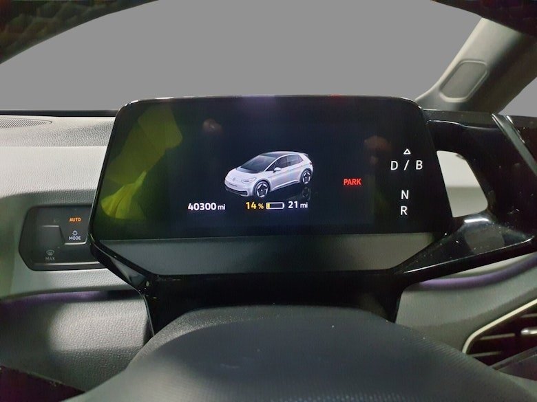 Used Volkswagen ID.3 2023 for sale - 77642743: Photo 8