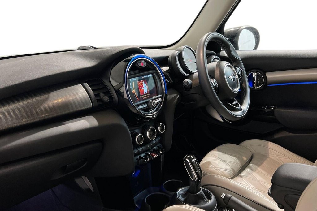 Used MINI Hatch 2019 for sale - 76950332: Photo 11