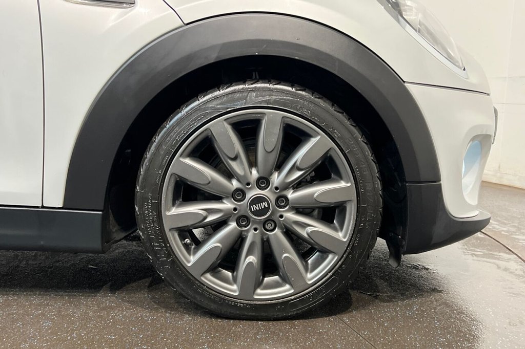 Used MINI Hatch 2019 for sale - 76950332: Photo 14