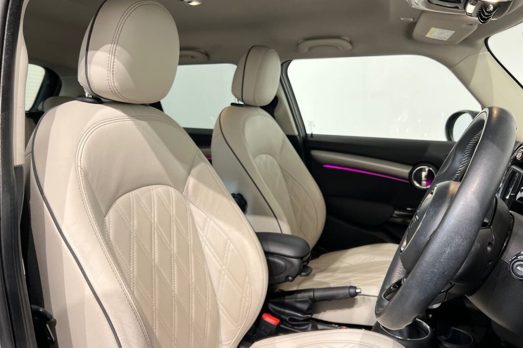 Used MINI Hatch 2019 for sale - 76950332: Photo 21