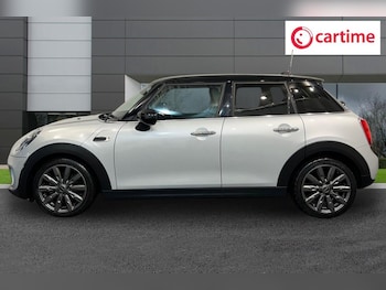 Used MINI Hatch 2019 for sale - 76950332: Photo