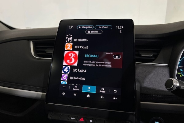 Used Renault Zoe 2021 for sale - 76147535: Photo 32
