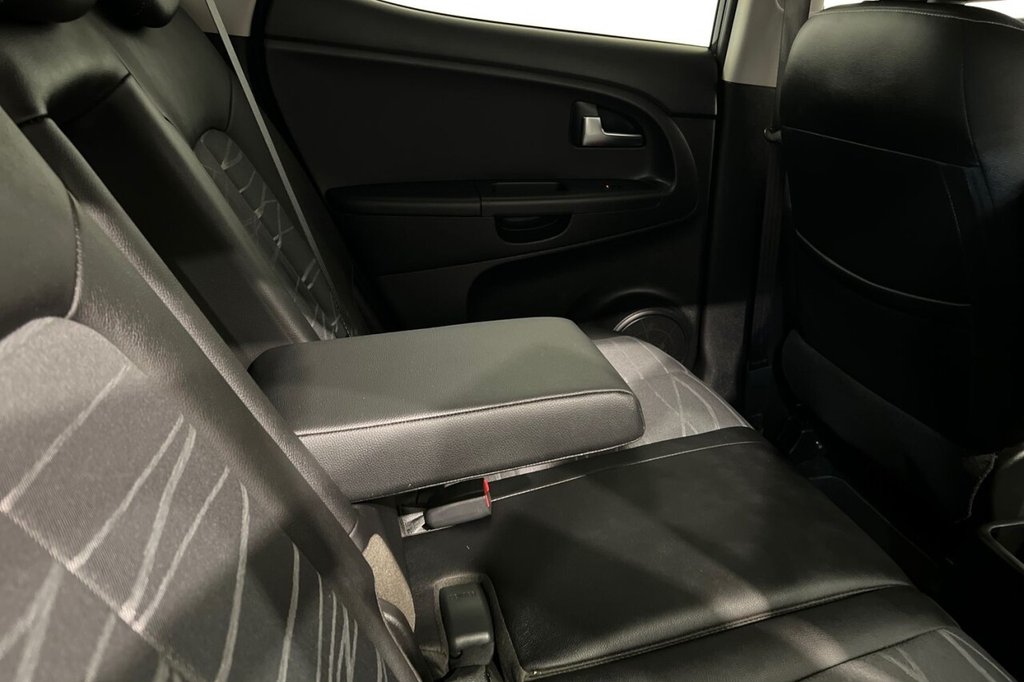 Used Kia Venga 2018 for sale - 76711598: Photo 38