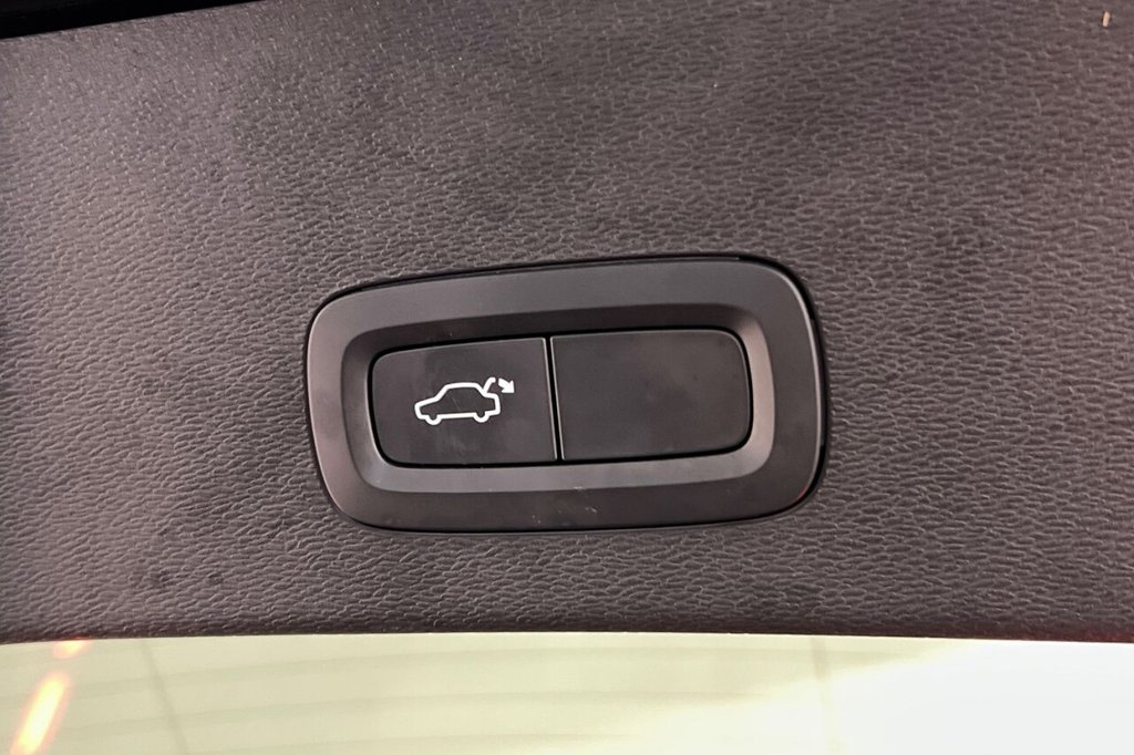 Used Volvo C40 2022 for sale - 77507228: Photo 40