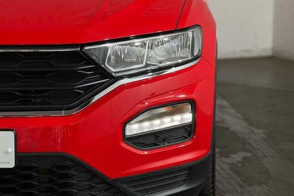 Used Volkswagen T-Roc 2018 for sale - 76118563: Photo 16