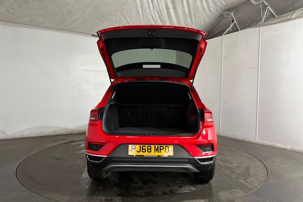 Used Volkswagen T-Roc 2018 for sale - 76118563: Photo 39