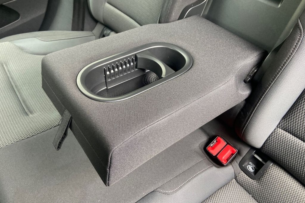 Used Volkswagen Golf 2018 for sale - 76229103: Photo 35