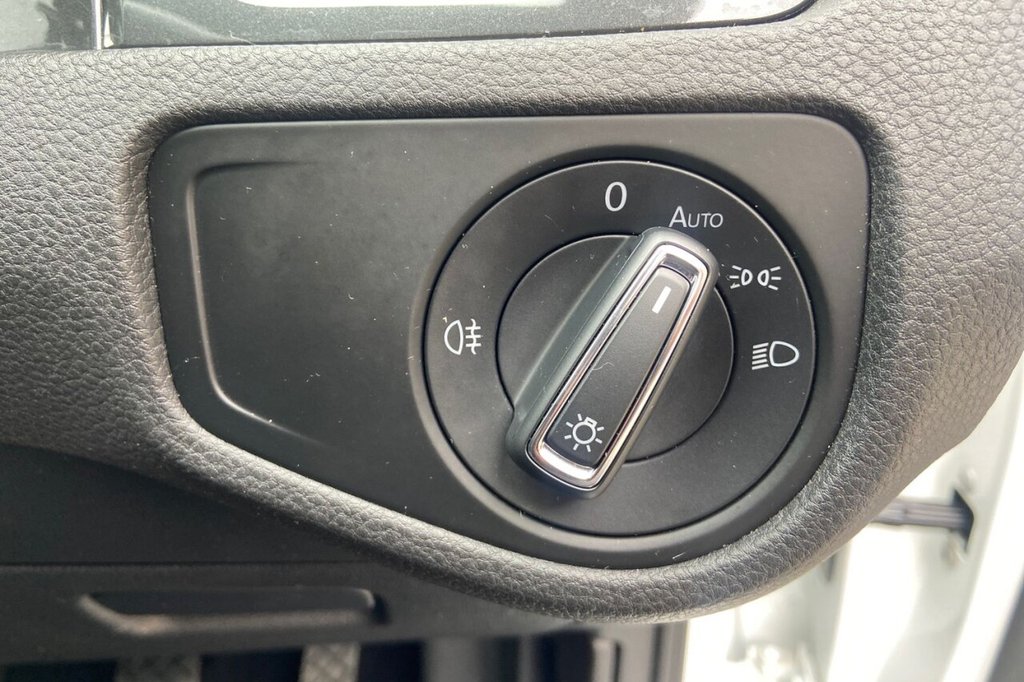 Used Volkswagen Golf 2018 for sale - 76229103: Photo 37