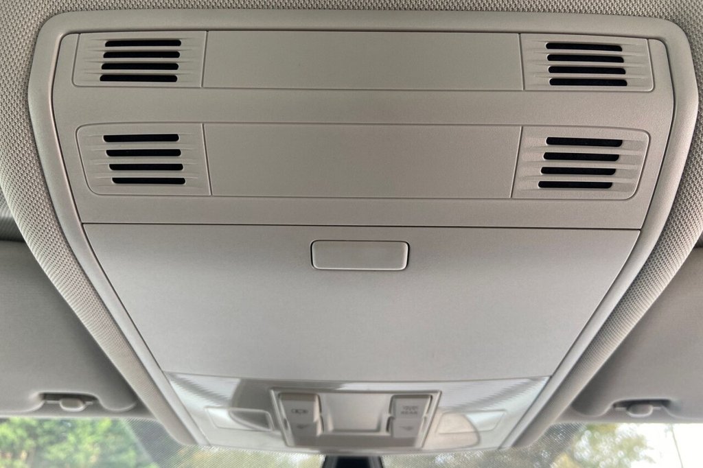 Used Volkswagen Golf 2018 for sale - 76229103: Photo 45