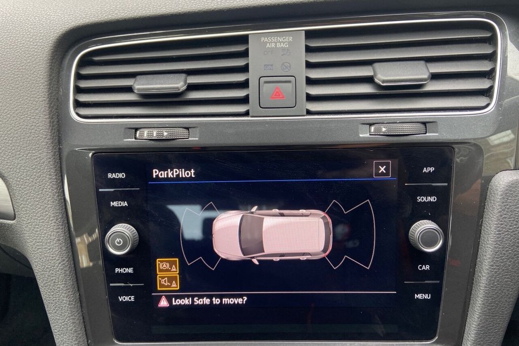 Used Volkswagen Golf 2018 for sale - 76229103: Photo 47