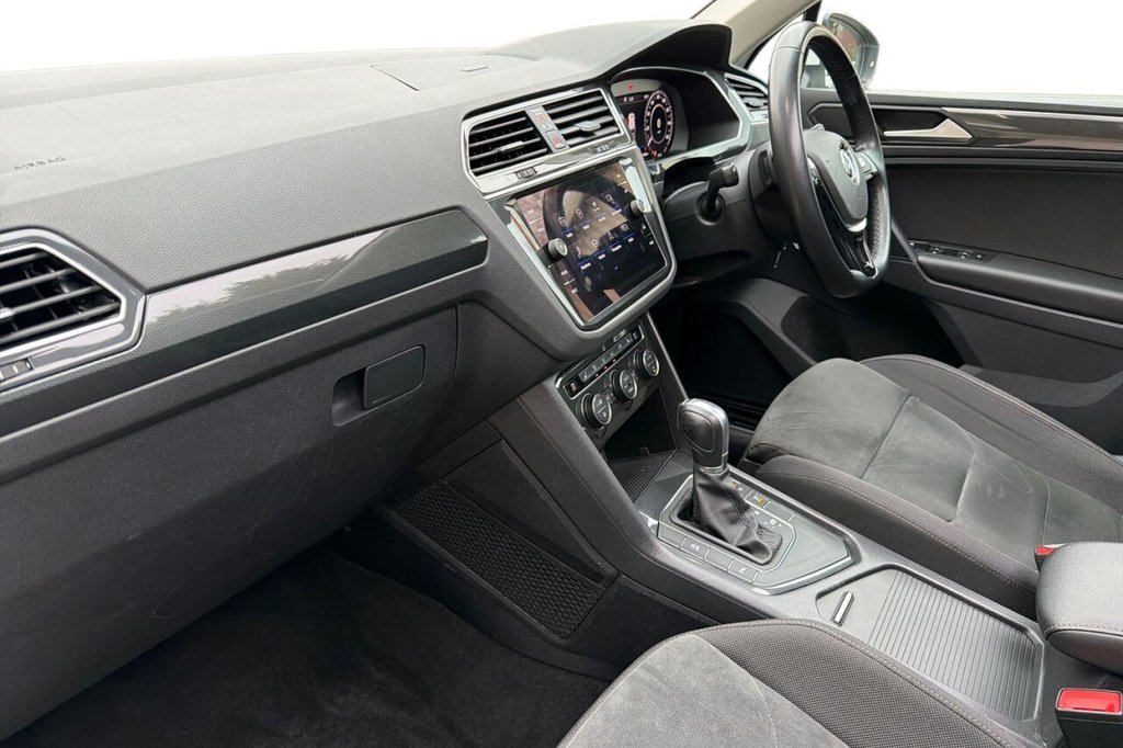 Used Volkswagen Tiguan 2018 for sale - 77621314: Photo 11