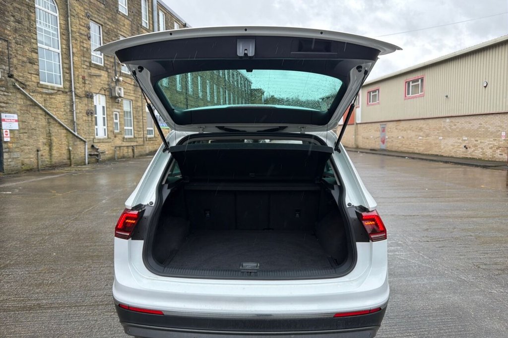 Used Volkswagen Tiguan 2018 for sale - 77621314: Photo 28