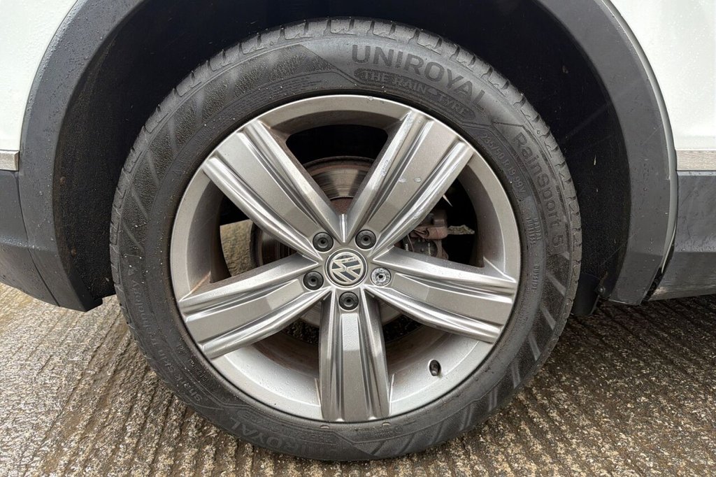 Used Volkswagen Tiguan 2018 for sale - 77621314: Photo 29